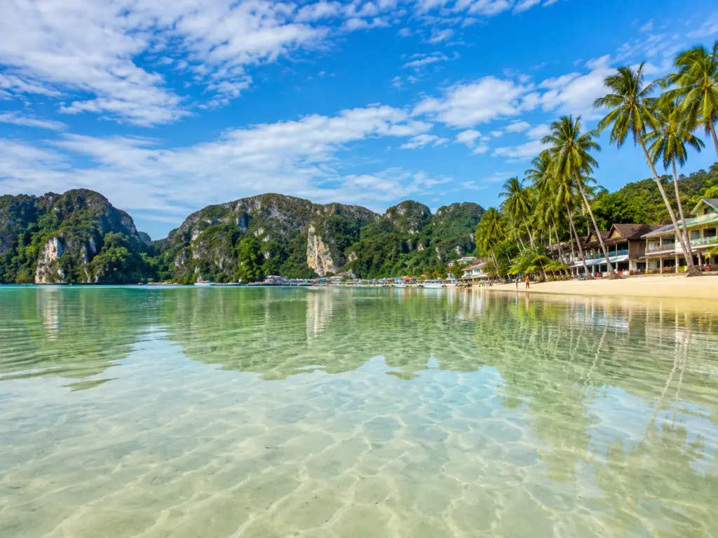 phi phi island